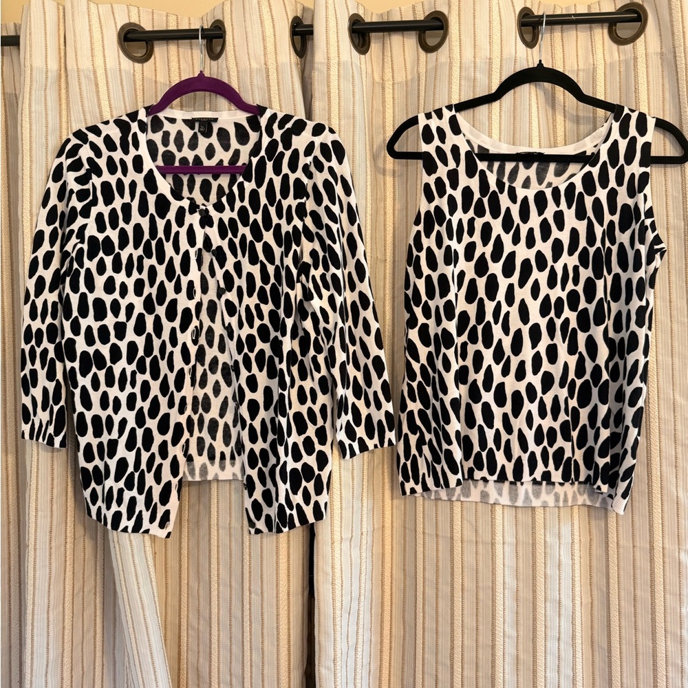 Talbots Women 2 pc Polka Dot Cardigan Size Lp, Shirt Xp
Sweater Black/White